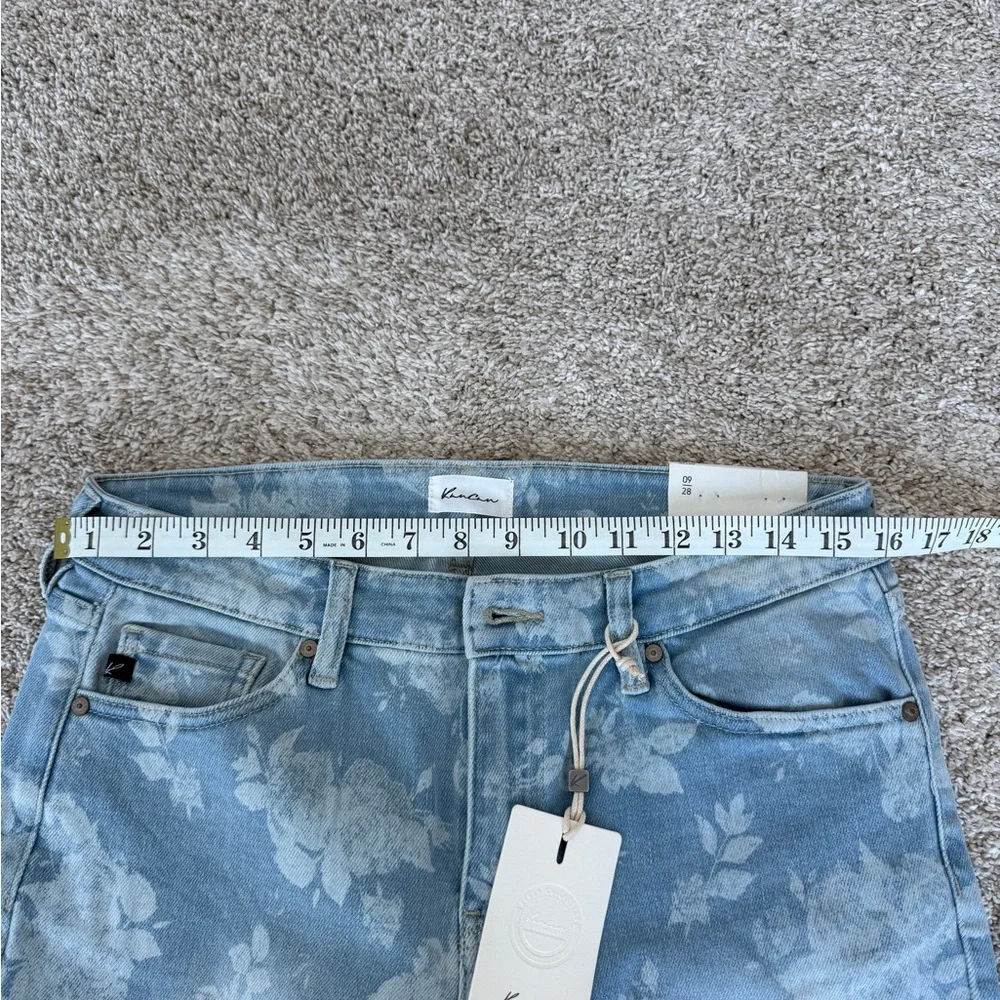 NWT - KanCan Faded Floral Flare Jeans - 9/28 - Picture 8 of 9